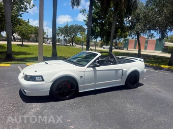 2002 Ford Mustang - miniatura 13