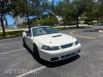 2002 Ford Mustang - miniatura 16