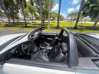 2002 Ford Mustang - miniatura 36
