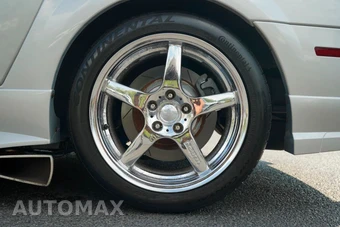 2002 Ford Mustang GT Deluxe Convertible - miniatura 29