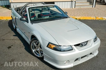 2002 Ford Mustang GT Deluxe Convertible - miniatura 3