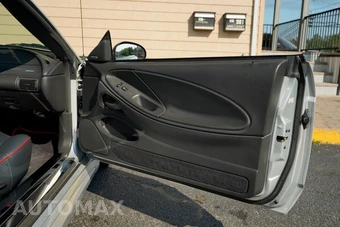 2002 Ford Mustang GT Deluxe Convertible - miniatura 42