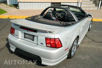 2002 Ford Mustang GT Deluxe Convertible - miniatura 5