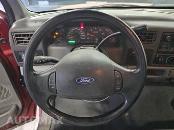2002 Ford Super Duty F-250 Lariat Crew Cab Medium Bed - miniatura 10