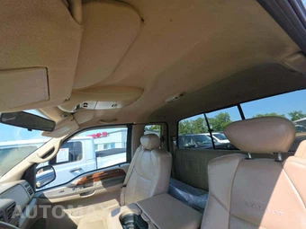 2002 Ford Super Duty F-350 Lariat Extended Cab Long Bed w/Rear Doors - miniatura 11
