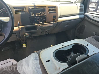 2002 Ford Super Duty F-350 XLT Crew Cab Long Bed DRW - miniatura 11
