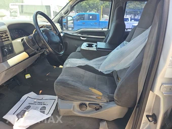 2002 Ford Super Duty F-350 XLT Crew Cab Long Bed DRW - miniatura 7