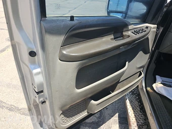 2002 Ford Super Duty F-350 XLT Crew Cab Long Bed DRW - miniatura 9