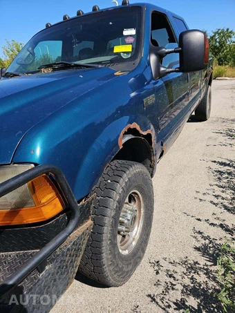 2002 Ford Super Duty F-350 XLT Crew Cab Medium Bed - miniatura 24
