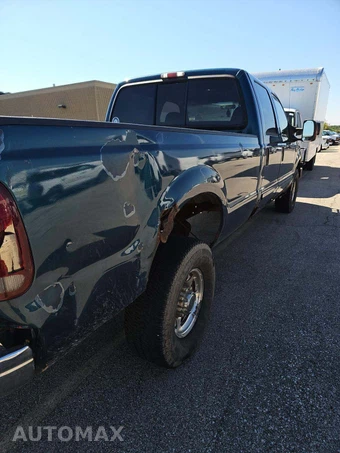2002 Ford Super Duty F-350 XLT Crew Cab Medium Bed - miniatura 31