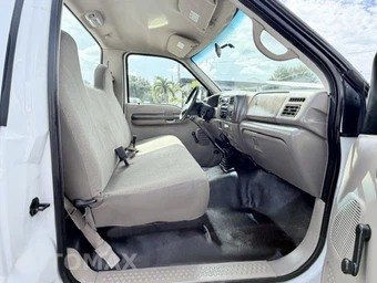 2002 Ford Super Duty F-450 Cab Chassis XL Regular Cab DRW - miniatura 15