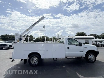 2002 Ford Super Duty F-450 Cab Chassis XL Regular Cab DRW - miniatura 4
