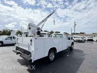 2002 Ford Super Duty F-450 Cab Chassis XL Regular Cab DRW - miniatura 5