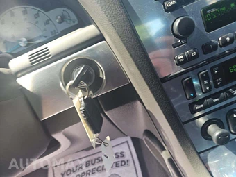 2002 Ford Thunderbird Deluxe w/Removable Top – miniatura 8