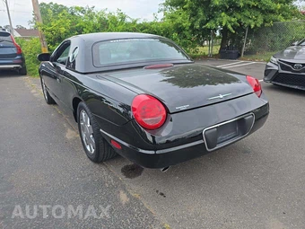 2002 Ford Thunderbird Deluxe w/Removable Top – miniatura 2