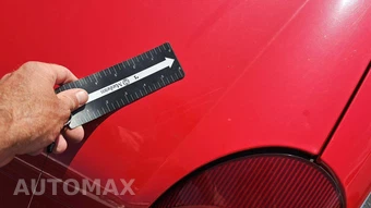 2002 Ford Thunderbird Deluxe w/Removable Top – miniatura 24