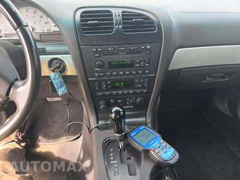 2002 Ford Thunderbird Premium – miniatura 10