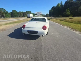 2002 Ford Thunderbird Premium – miniatura 4