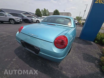 2002 Ford Thunderbird Premium – miniatura 3