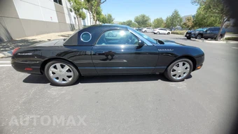 2002 Ford Thunderbird Premium w/Removable Top - miniatura 8