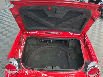 2002 Ford Thunderbird Premium w/Removable Top – miniatura 12
