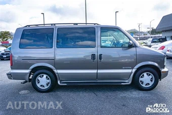 2002 GMC Safari Passenger Van Minivan 111.2" WB - miniatura 4