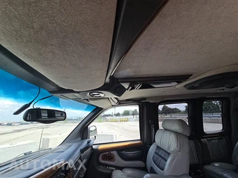 2002 GMC Savana 1500 Passenger Van 135.0" WB - miniatura 18