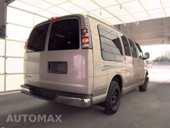 2002 GMC Savana 1500 Passenger Van 135.0" WB - miniatura 4