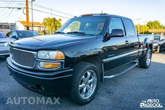 2002 GMC Sierra 1500 Denali Extended Cab Medium Bed 1SE w/Rear Doors - samochód z USA z aukcji Manheim, oferta Kup Teraz w AUTOMAX