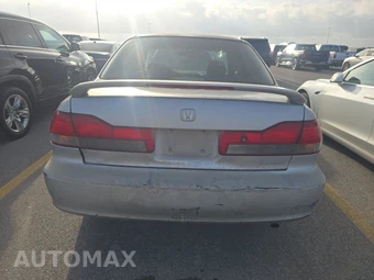 2002 Honda Accord Sedan SE – miniatura 5