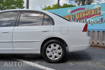 2002 Honda Civic Sedan EX - miniatura 10