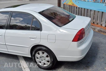 2002 Honda Civic Sedan EX - miniatura 12