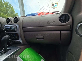 2002 Jeep Liberty Limited Edition – miniatura 19