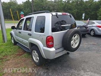 2002 Jeep Liberty Limited Edition – miniatura 2