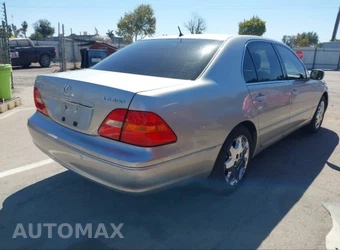 2002 Lexus LS 430 - miniatura 4