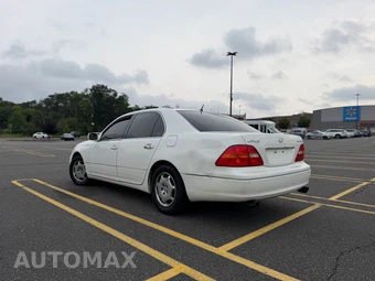 2002 Lexus LS 430 – miniatura 2