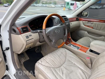 2002 Lexus LS 430 – miniatura 9