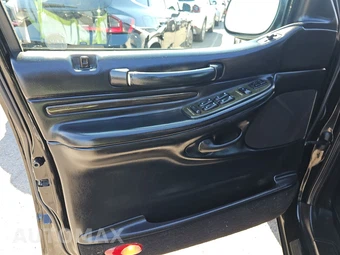 2002 Lincoln Blackwood Crew Cab Short Bed – miniatura 9