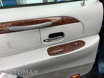 2002 Lincoln Town Car Signature - miniatura 22