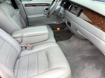 2002 Lincoln Town Car Signature - miniatura 35