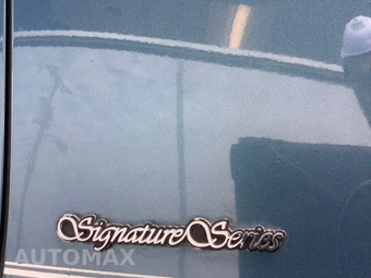 2002 Lincoln Town Car Signature - miniatura 38