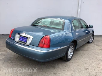 2002 Lincoln Town Car Signature - miniatura 6