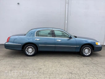 2002 Lincoln Town Car Signature - miniatura 7
