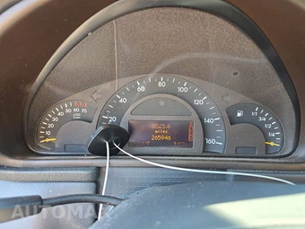 2002 Mercedes-Benz C 240 Sedan – miniatura 12