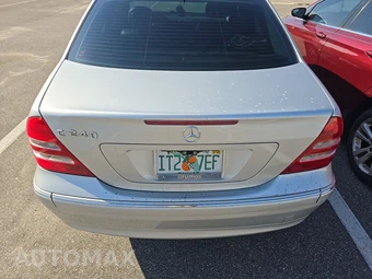 2002 Mercedes-Benz C 240 Sedan – miniatura 16
