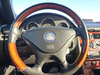 2002 Mercedes-Benz SLK 320 – miniatura 10