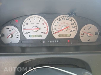 2002 Nissan Quest SE 112.2" WB – miniatura 12