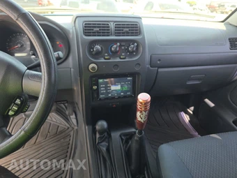 2002 Nissan Xterra XE SC w/Security - miniatura 11
