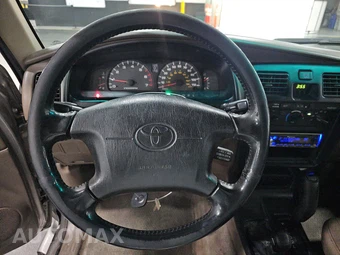 2002 Toyota 4Runner SR5 – miniatura 10