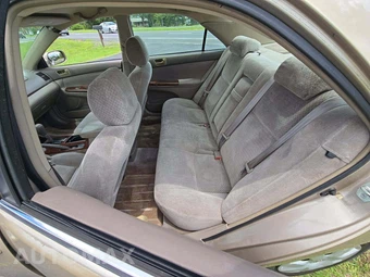 2002 Toyota Camry LE – miniatura 13